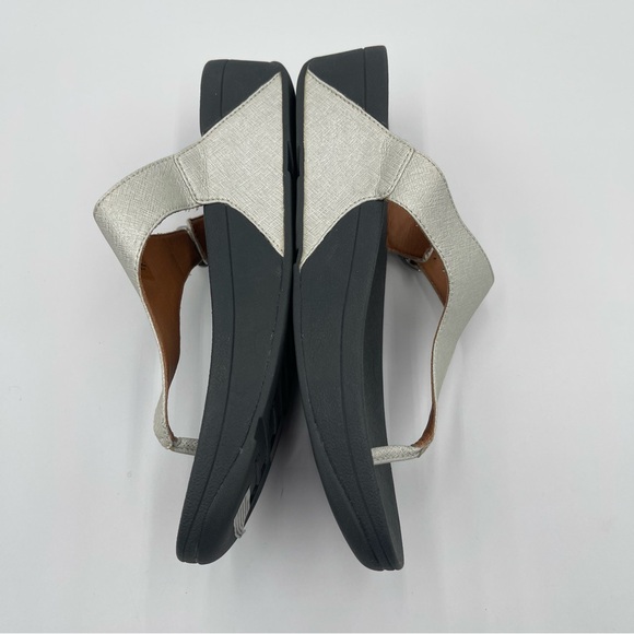 Fitflop Women’s Size 8 The Skinny Deluxe Silver Thong Sandals Shoes Cushioned - Picture 8 of 12